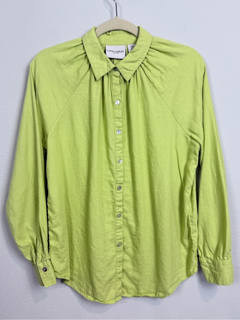 Laura Ashley Chartreuse Linen Blend Button-Down Shirt M